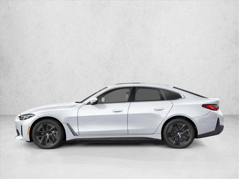 New 2026 BMW i4 eDrive40 RWD image 3