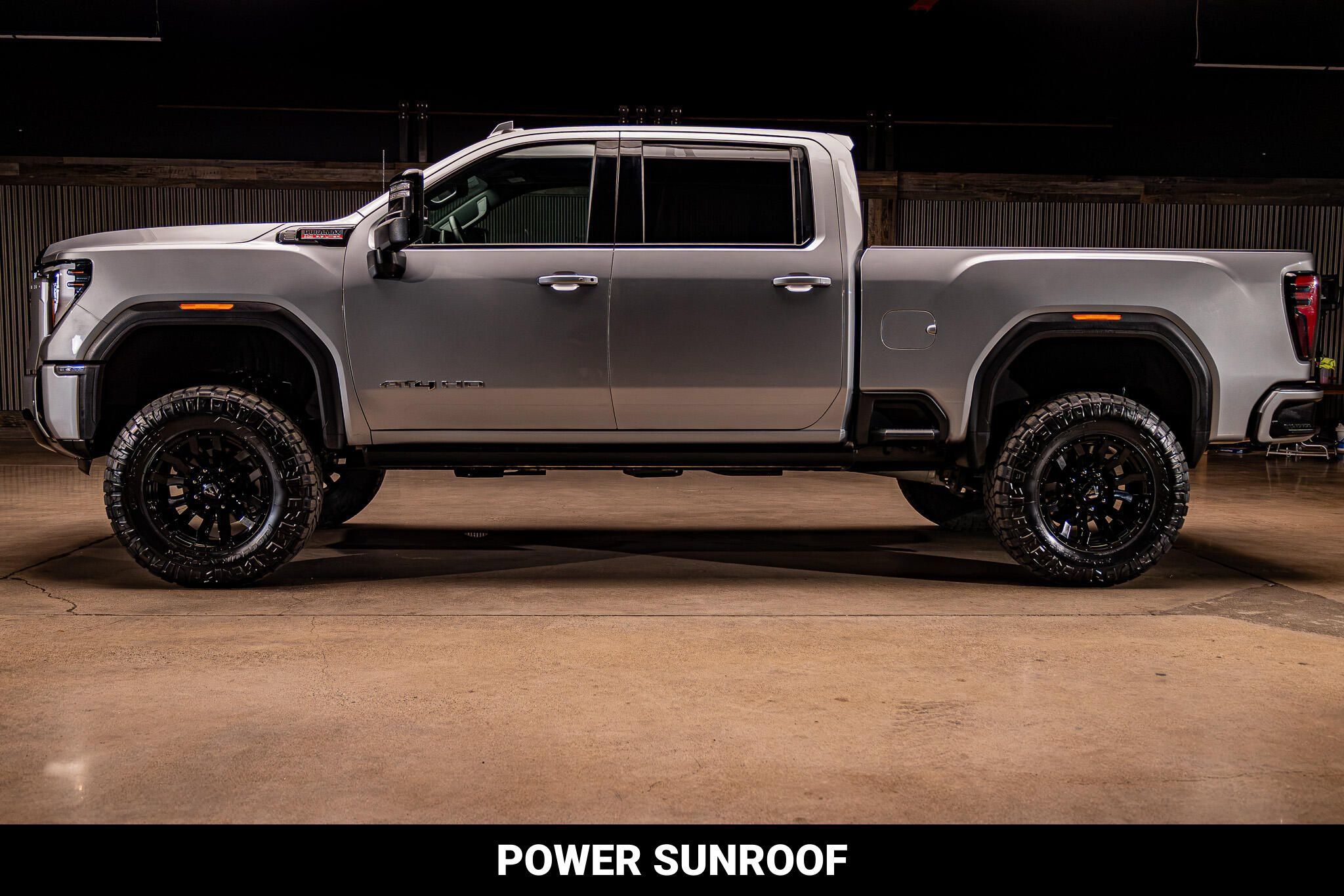 Used 2026 GMC Sierra 3500 AT4 w/ AT4 Premium Plus Package AWD/4WD image 6