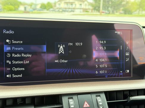 Used 2020 Lexus ES 350 w/ Premium Package FWD image 26