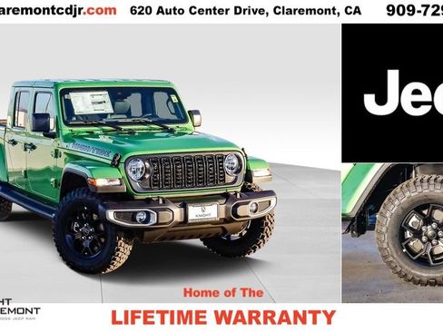 New 2025 Jeep Gladiator Sport image 1