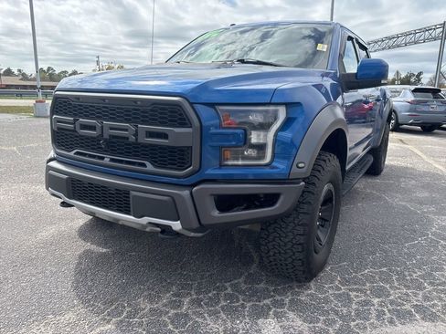 Used 2018 Ford F150 Raptor w/ Equipment Group 802A Luxury image 7