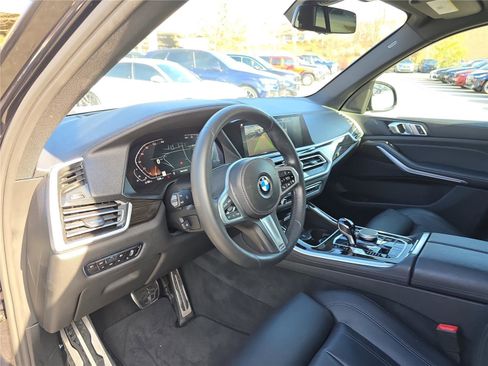 Used 2021 BMW X5 xDrive40i w/ M Sport Package image 23