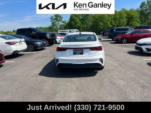 Certified 2024 Kia Forte LXS FWD image 6