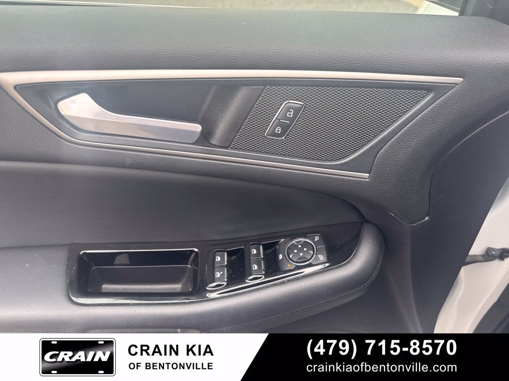 Used 2020 Ford Edge SEL w/ Convenience Package FWD image 13