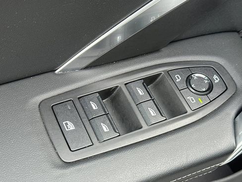 Used 2025 BMW X1 xDrive28i image 13