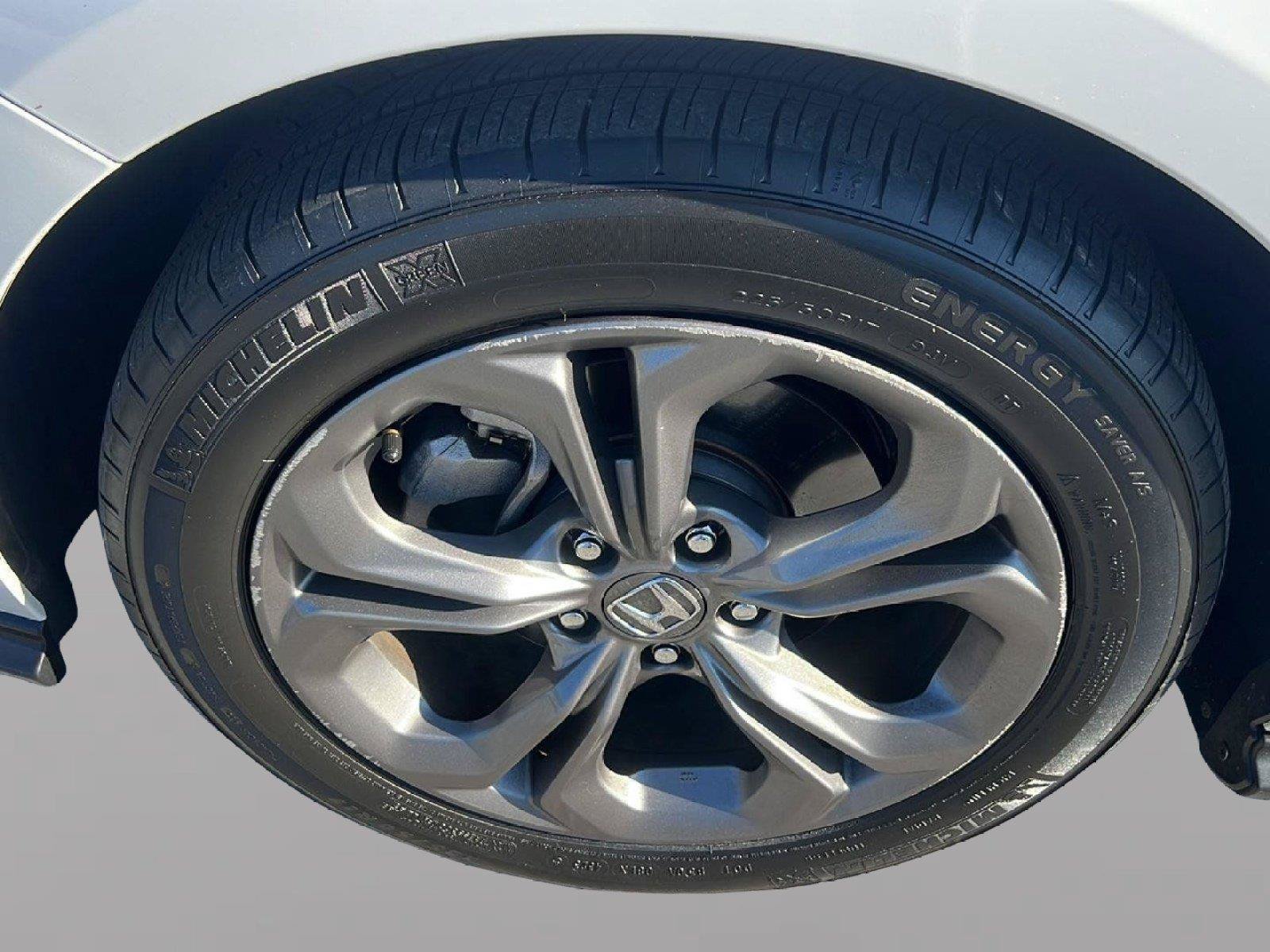 Used 2024 Honda Accord EX image 9