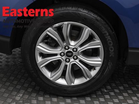 Used 2024 Ford Edge Titanium image 30