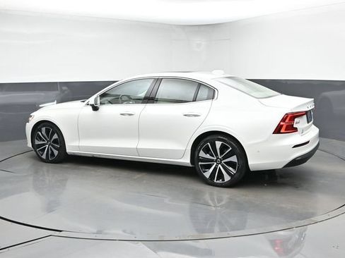 Used 2023 Volvo S60 B5 Ultimate w/ Climate Package FWD image 7