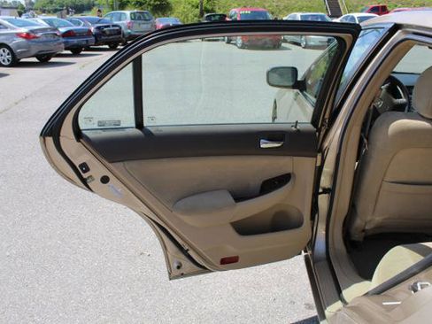 Used 2006 Honda Accord EX-L image 13