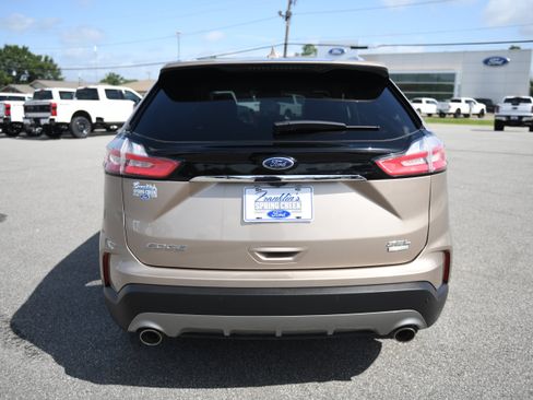Used 2020 Ford Edge SEL w/ Convenience Package FWD image 8