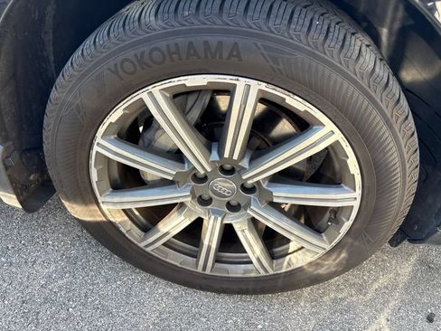 Used 2017 Audi Q7 2.0T Premium Plus w/ Premium Plus Package AWD/4WD image 17