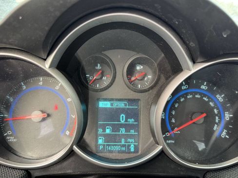 Used 2016 Chevrolet Cruze LT w/ Sun And Sound Package image 16