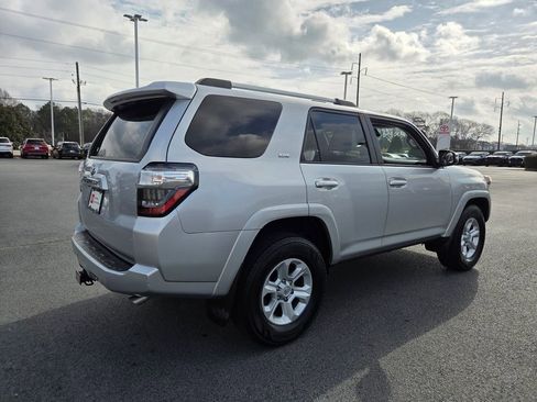 Used 2020 Toyota 4Runner SR5 Premium w/ Moonroof Package image 15