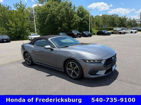 Used 2025 Ford Mustang Premium RWD image 7