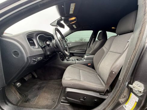 Used 2018 Dodge Charger R/T RWD image 22