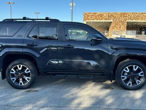 New 2026 Toyota 4Runner TRD Sport AWD/4WD image 10