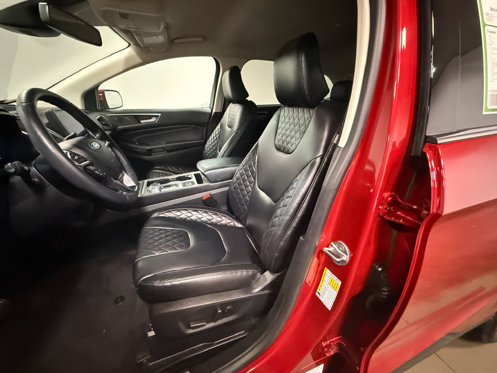 Used 2024 Ford Edge Titanium AWD/4WD image 12