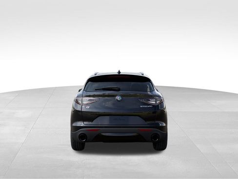 New 2025 Alfa Romeo Stelvio Sprint w/ Convenience Package AWD/4WD image 8
