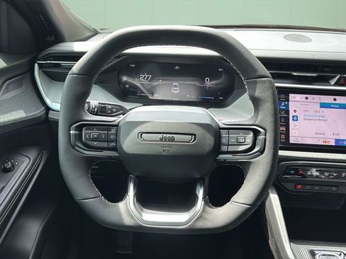 New 2026 Jeep Cherokee Laredo AWD/4WD image 15