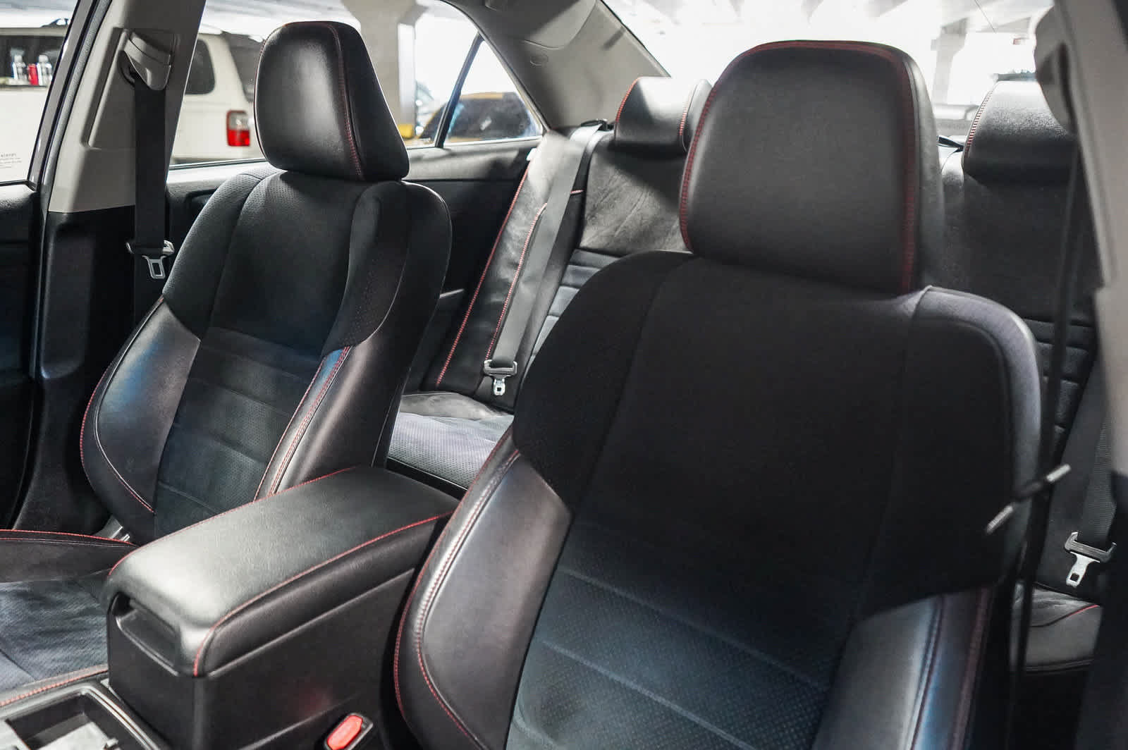 Used 2015 Toyota Camry XSE FWD image 24