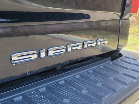 Used 2024 GMC Sierra 3500 Denali w/ Denali Reserve Package image 7