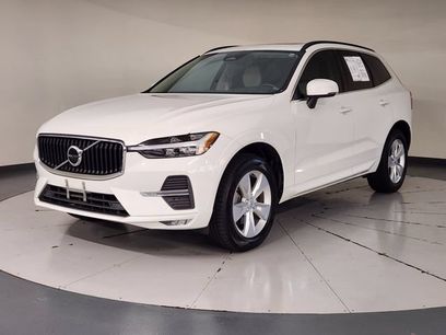 Used 2022 Volvo XC60 B5 Momentum