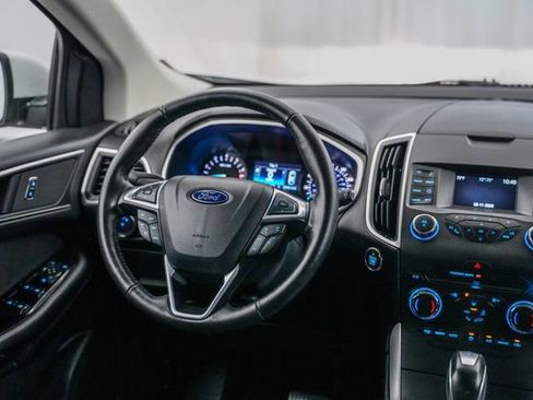 Used 2015 Ford Edge SEL FWD image 4