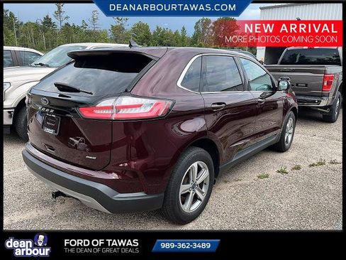 Certified 2022 Ford Edge SEL w/ Convenience Package AWD/4WD image 3