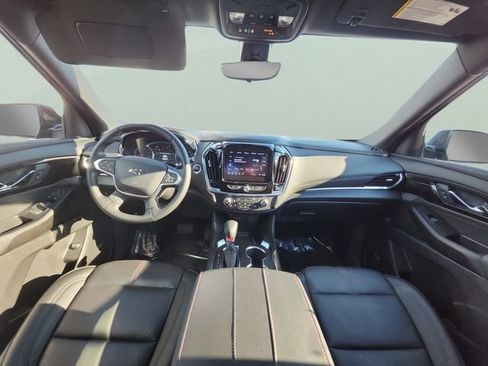 Certified 2023 Chevrolet Traverse RS w/ LPO, Floor Liner Package image 32