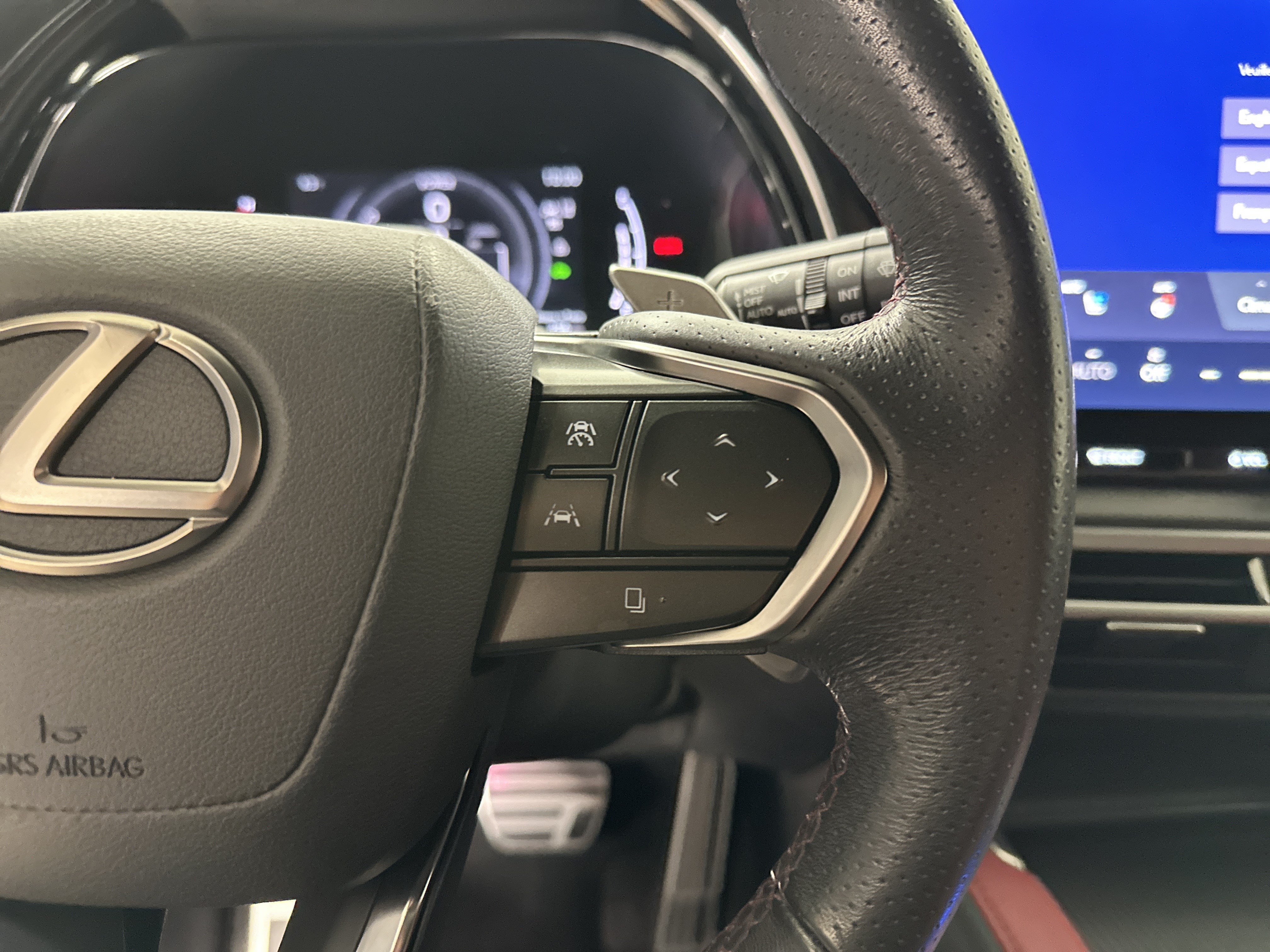 Certified 2023 Lexus RX 500h F Sport w/ Cold Area Package AWD/4WD image 20