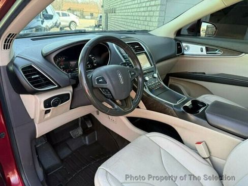 Used 2016 Lincoln MKX Reserve w/ Luxury Package image 17