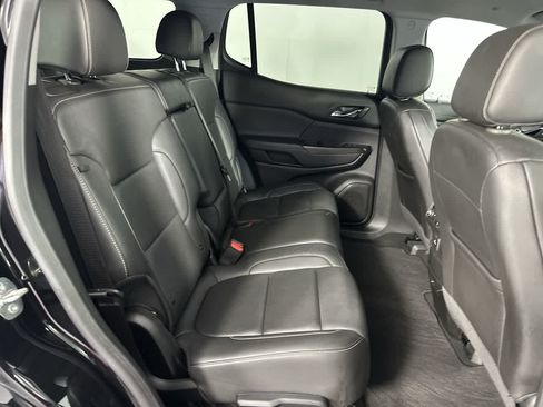 Used 2023 GMC Acadia SLT AWD/4WD image 20