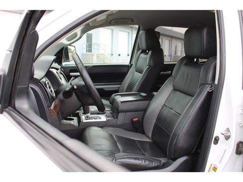 Used 2019 Toyota Tundra Limited image 7