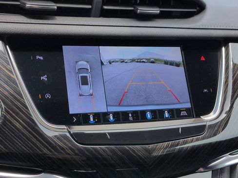 Certified 2020 Cadillac XT6 Premium Luxury AWD/4WD image 15