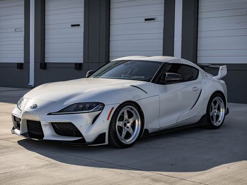 Used 2020 Toyota Supra image 4