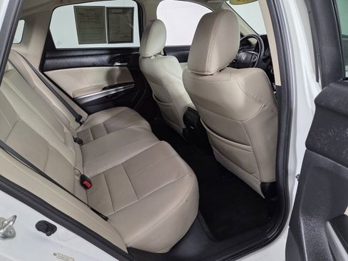 Used 2015 Honda Crosstour EX-L image 27