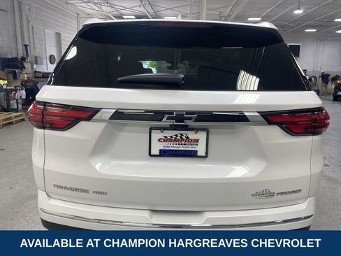 Used 2023 Chevrolet Traverse Premier w/ LPO, Floor Liner Package AWD/4WD image 40