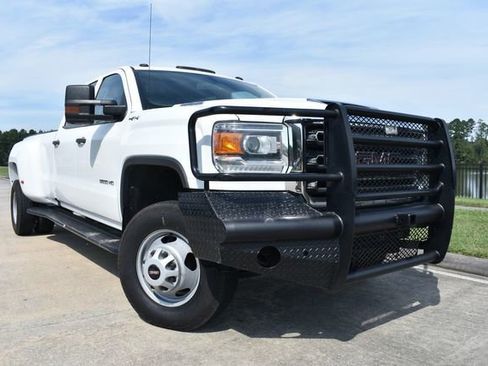 Used 2019 GMC Sierra 3500 4x4 Crew Cab w/ Sierra Convenience Package image 5
