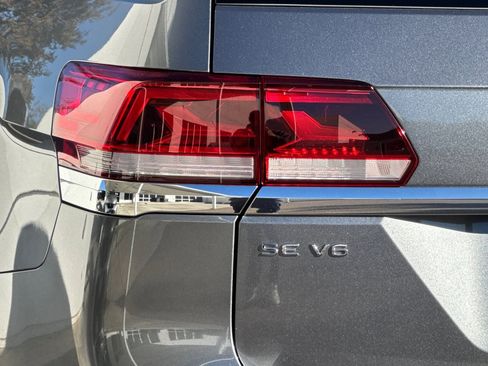 Used 2023 Volkswagen Atlas SE image 12