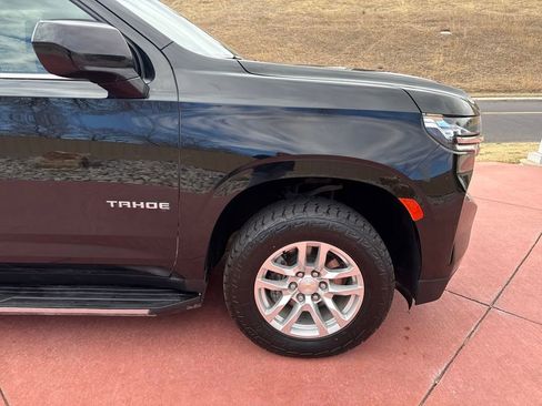 Used 2021 Chevrolet Tahoe LT w/ Rear Media and Nav Package image 35