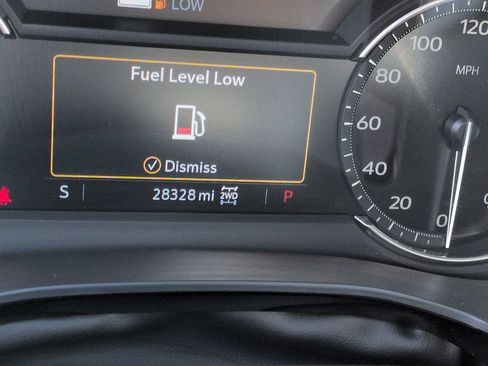 Used 2024 Cadillac XT6 Sport w/ LPO, ONYX Package AWD/4WD image 27