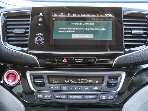 Used 2019 Honda Pilot Touring image 15