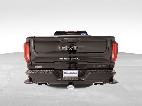 Used 2026 GMC Sierra 1500 Denali Ultimate AWD/4WD image 3
