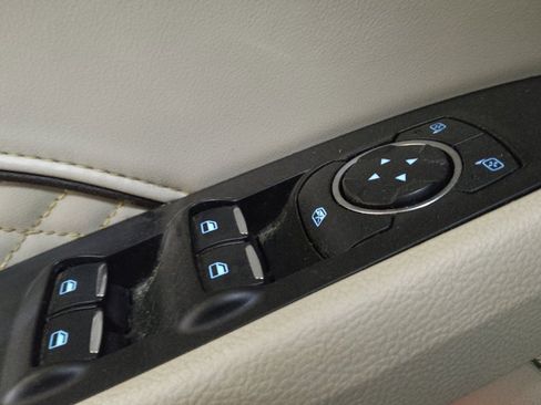 Used 2017 Ford Fusion Platinum image 27