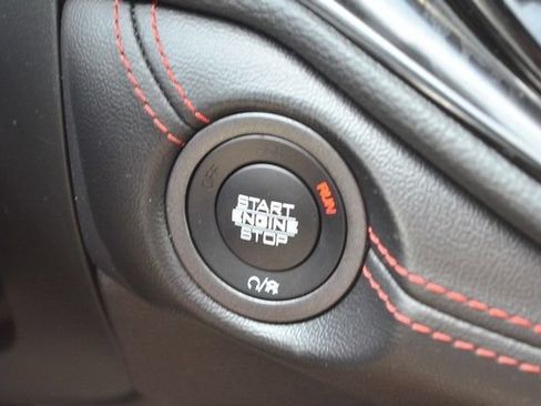 Used 2023 Dodge Durango GT w/ Blacktop Package AWD/4WD image 25