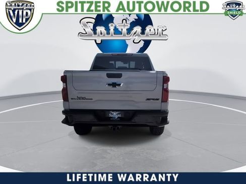 New 2026 Chevrolet Silverado 1500 ZR2 w/ LPO, Dark Essentials Package AWD/4WD image 7
