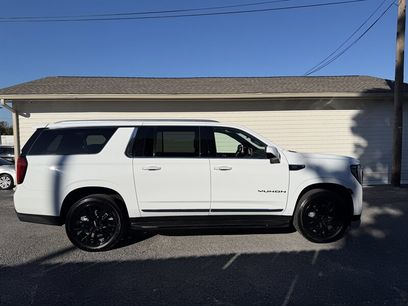 Used 2023 GMC Yukon XL SLT