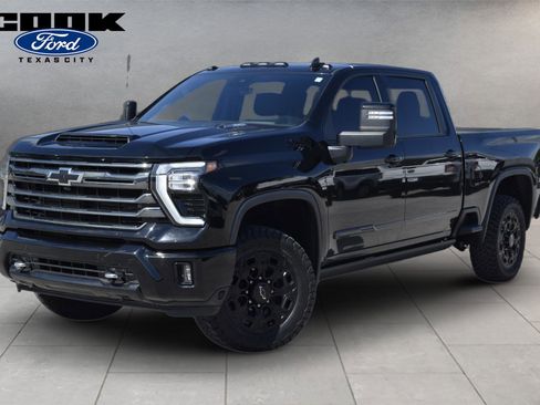 Used 2024 Chevrolet Silverado 2500 High Country w/ Midnight Edition AWD/4WD image 1