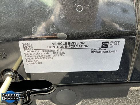 Used 2024 Chevrolet Blazer EV LT image 13