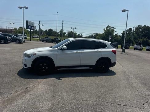Used 2019 BMW X1 sDrive28i FWD image 8
